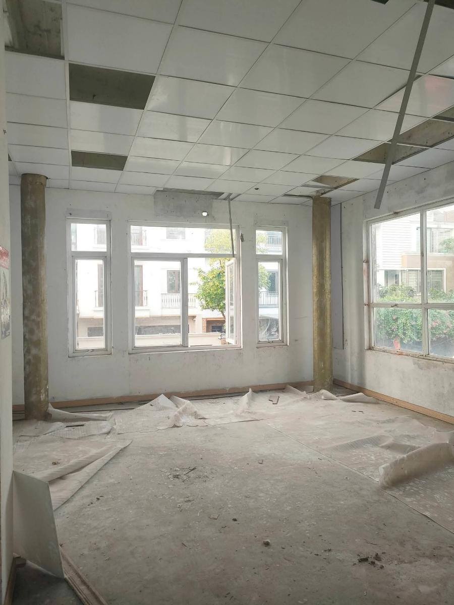 Biệt thự xây thô 4 tầng ĐTM Văn Phú, DT 200m2, MT 10m, 48.5 tỷ Hà Đông 16001176