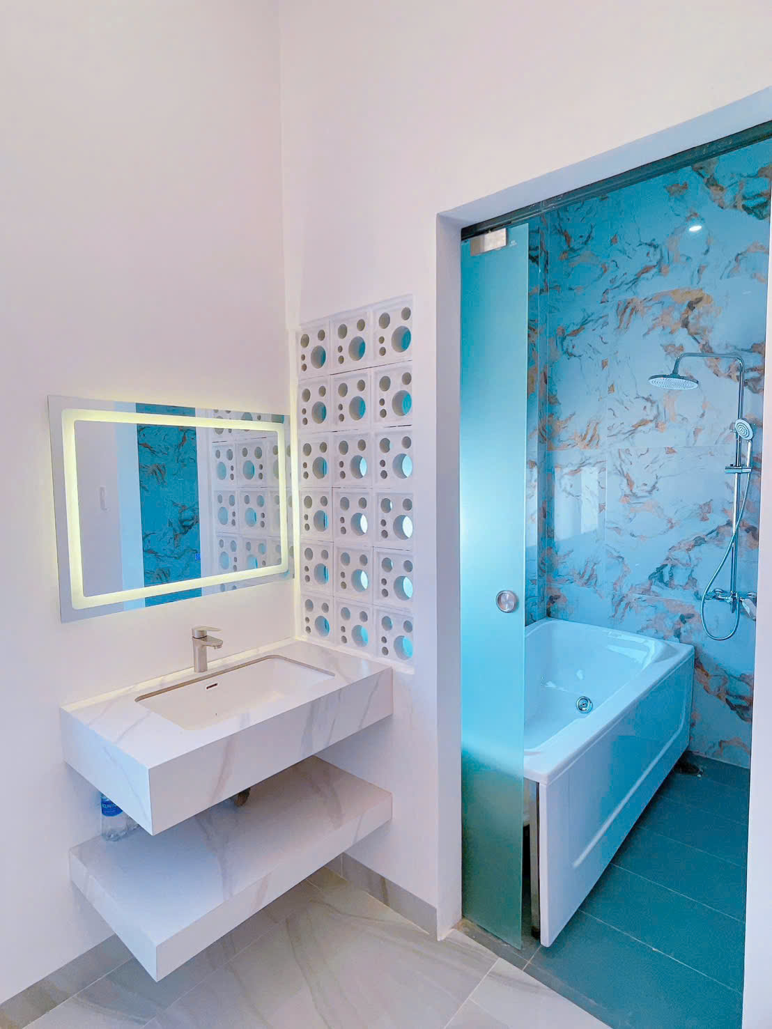 📣📣 Bán nhà 1 Trệt 2 Lầu 80m2 sổ riêng thổ cư đường ô tô chỉ 3,850 tỉ 16001205