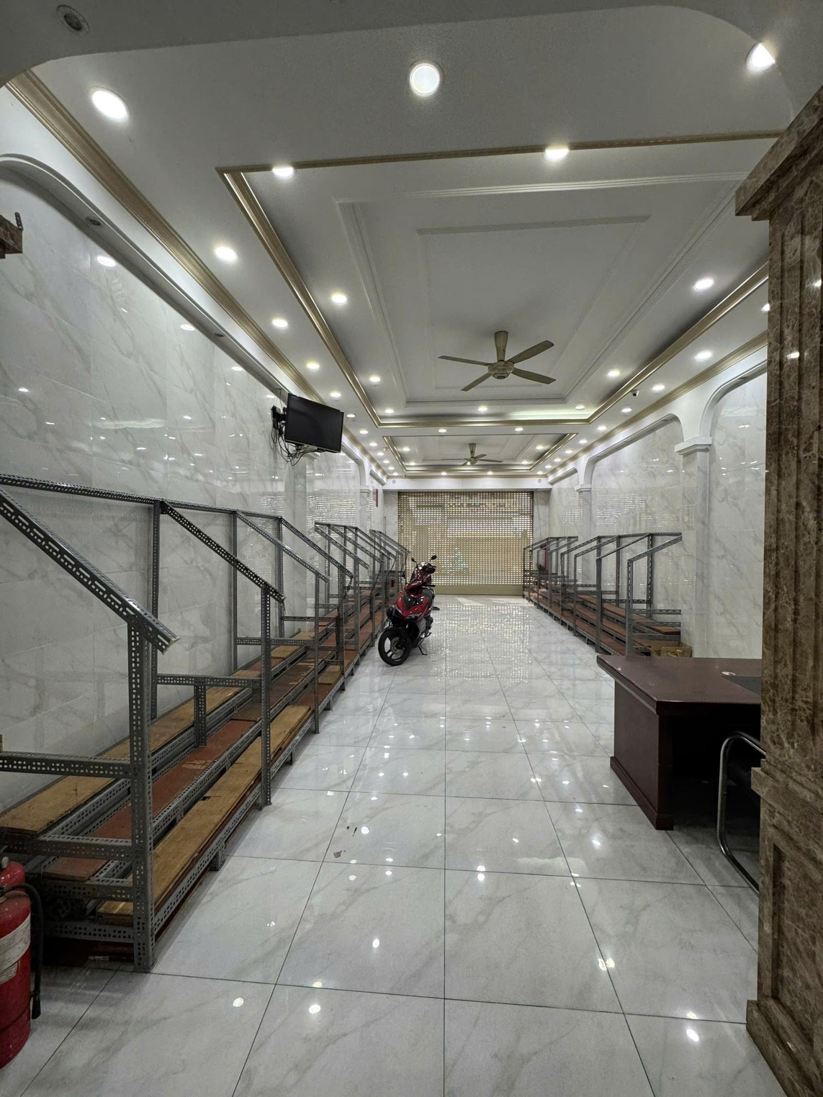 [Tân Phú] Cho thuê mặt bằng KD KHU VỰC CHỢ VẢI ĐƯỜNG LÊ VĂN PHAN 16001229