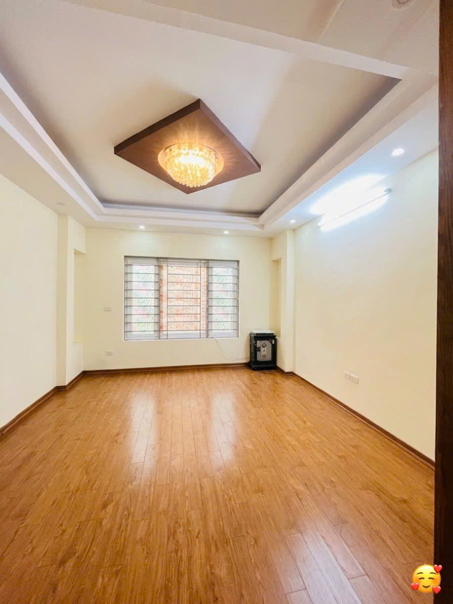 Cho thuê nhà ngõ 96 Đại Từ, 30m2 x 5 tầng, 3 ngủ, 10 triệu 16001247