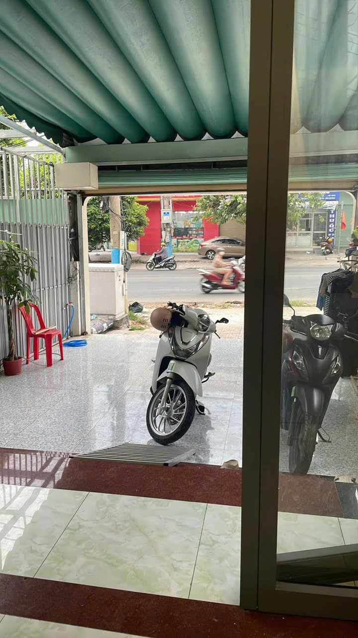 Cần sang nhượng mặt bằng đường DT743A Dĩ An, Bình Dương. 16001261