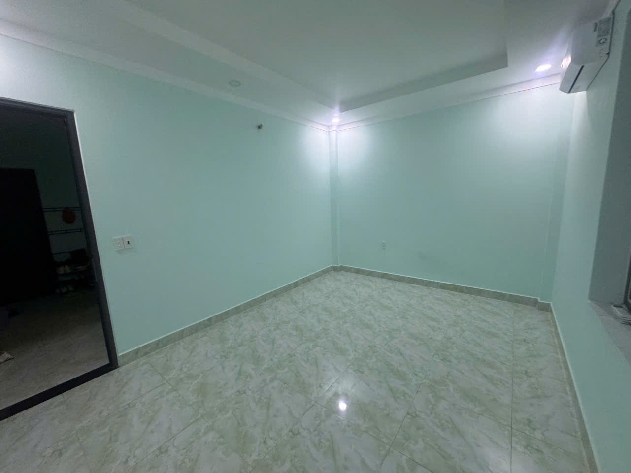 Cần sang nhượng mặt bằng đường DT743A Dĩ An, Bình Dương. 16001261
