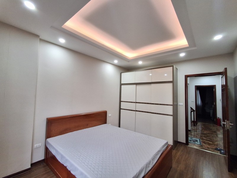 BÁN NHÀ RIÊNG 5 TẦNG 48M2 PHỐ BỒ ĐỀ-LONG BIÊN 12.6 TỶ. 16001379