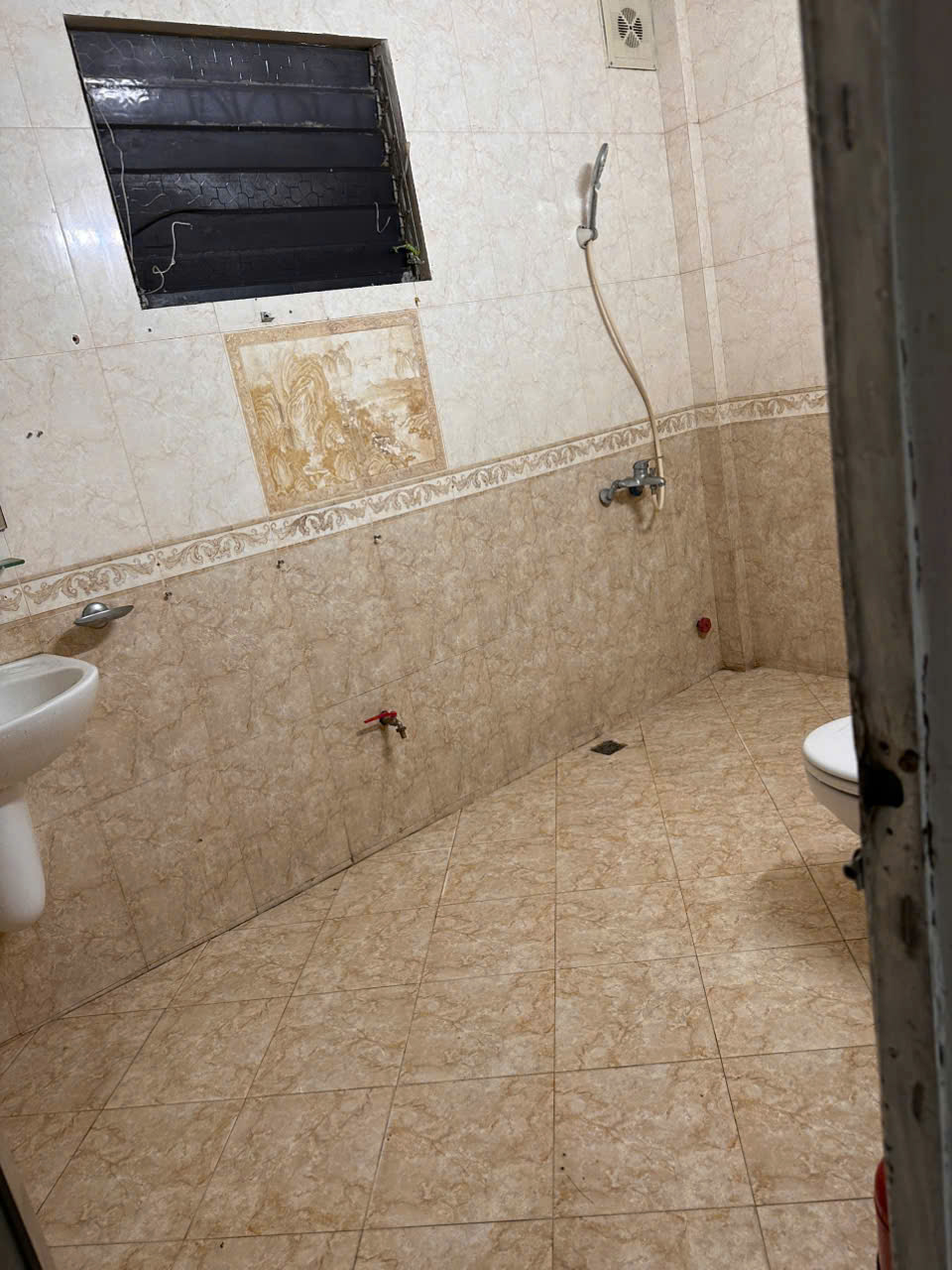CHO THUÊ NHÀ NGÕ 173 HOÀNG HOA THÁM – NGỌC HÀ, BA ĐÌNH 16001395