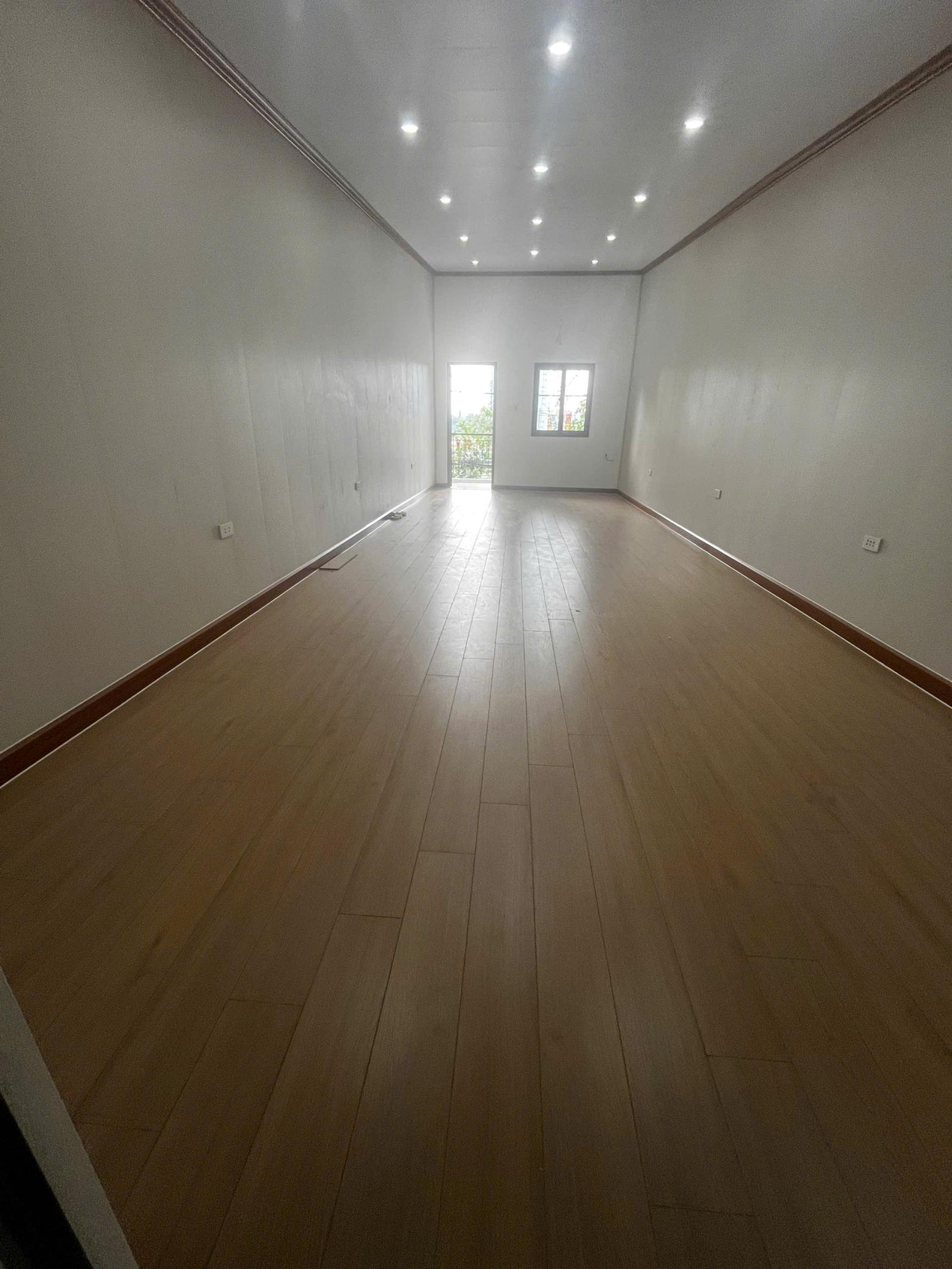 Cho thuê nhà 50m ô tô  Lương Thế Vinh, 68m² x 2 tầng, mặt tiền 3.7m, giá 15 triệu 16001407