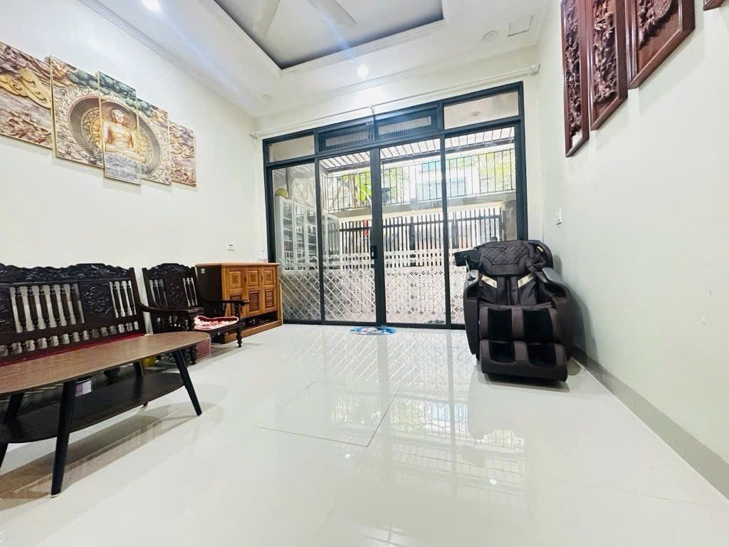 Liên Kề VIP Phân Lô Ô Tô - Khu Cán Bộ Trung Ương Đảng Trịnh Văn Bô - Đường rộng 3 ô tô tránh 16001408