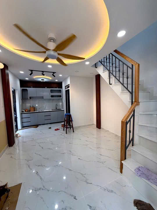 Nhà góc mới 4 tầng ngay chợ Rạch Ông hẻm 198 đường Dương Bá Trạc P2Q8. Giá: 7.6 tỷ 16001434