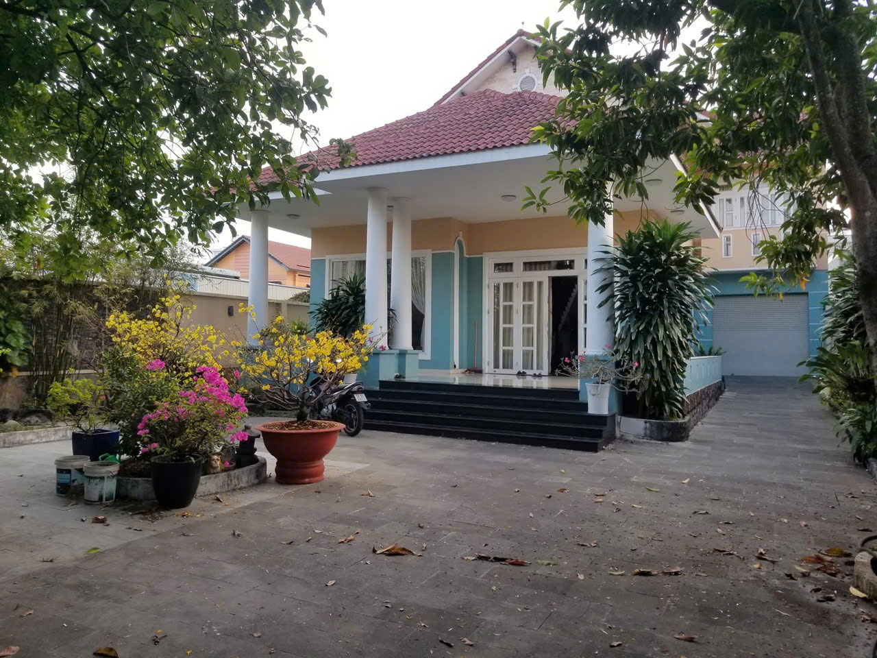 BIỆT THỰ MẶT TIỀN TL49 – THẠNH LỘC Q12 – 571M² THỔ CƯ – GIÁ 36 TỶ 16001481
