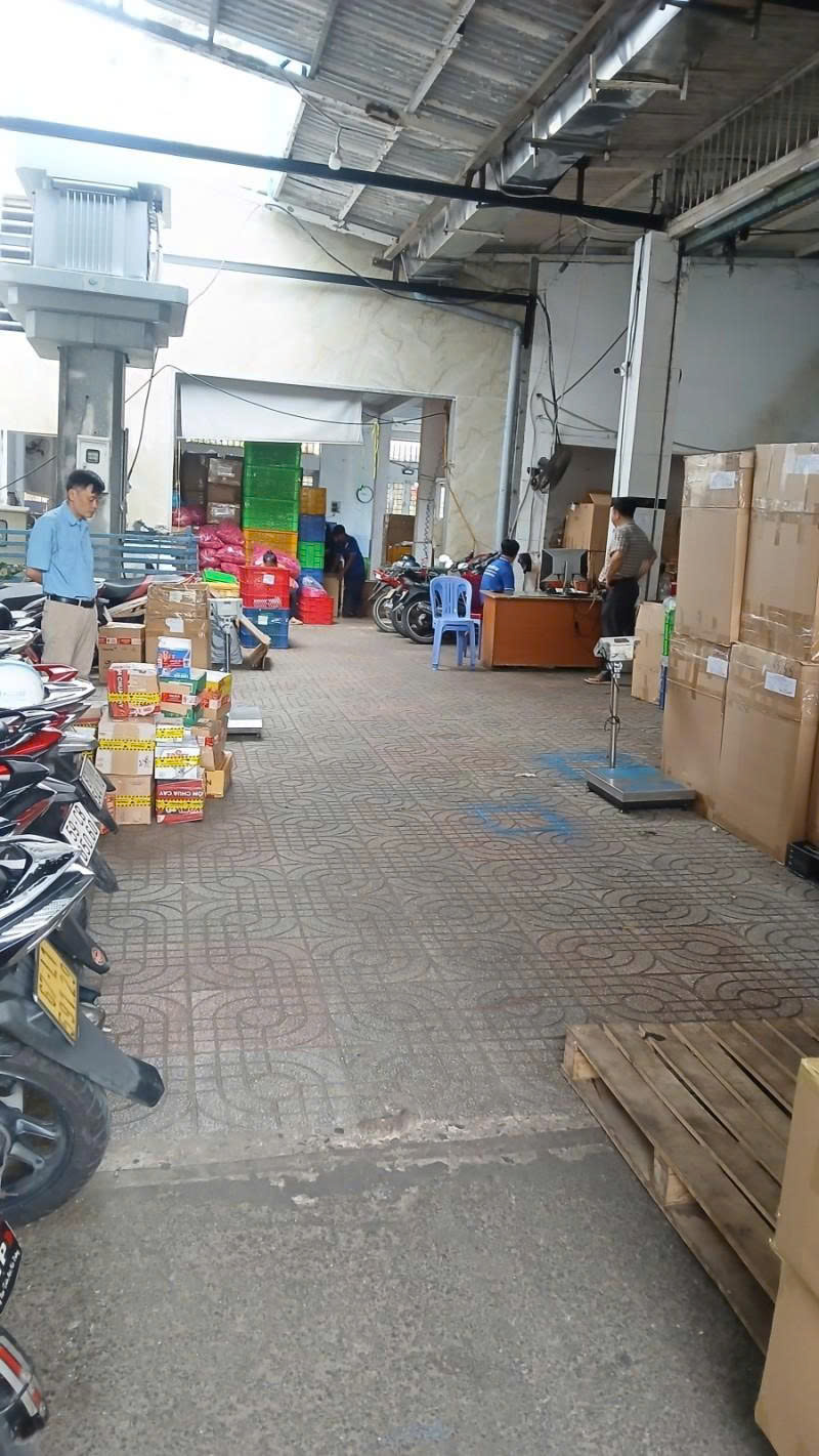 Bán Kho Xưởng - Mặt tiền Mã Lò, gần Lê Văn Quới,  12,5x80m, CN 995m2, Cấp 4, chỉ 49,9 Tỷ. 16001501