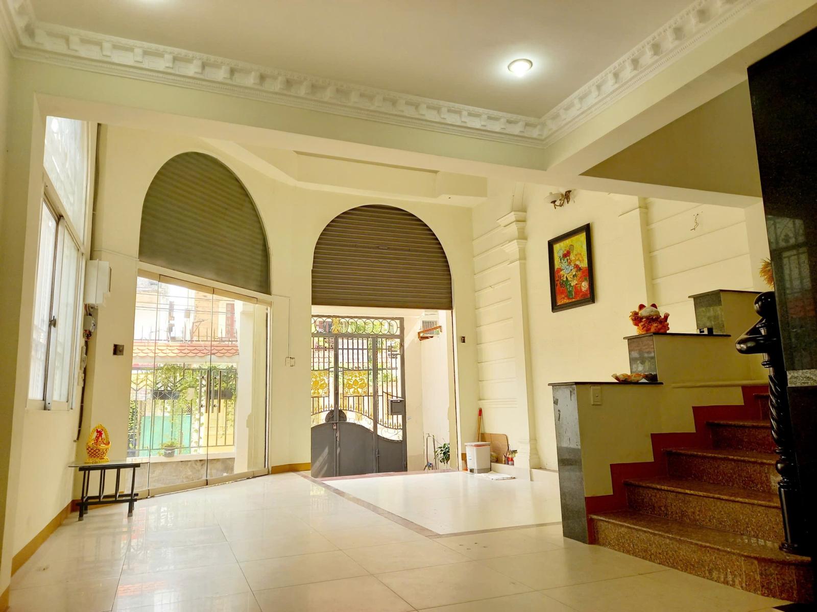 Cho thuê mặt bằng 2 MT Phan Bội Châu, 120m2, 28tr, TL 16001511