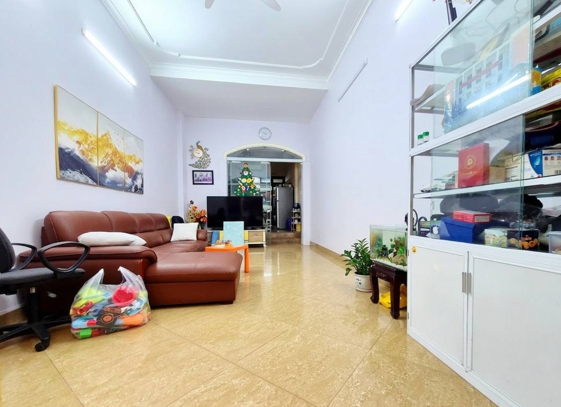 Siêu hiếm! Bán nhà Bùi Thị Xuân 75m2, 5 tầng, mặt tiền 8m, giá 45.5 tỉ, ô tô, kinh doanh 16001526