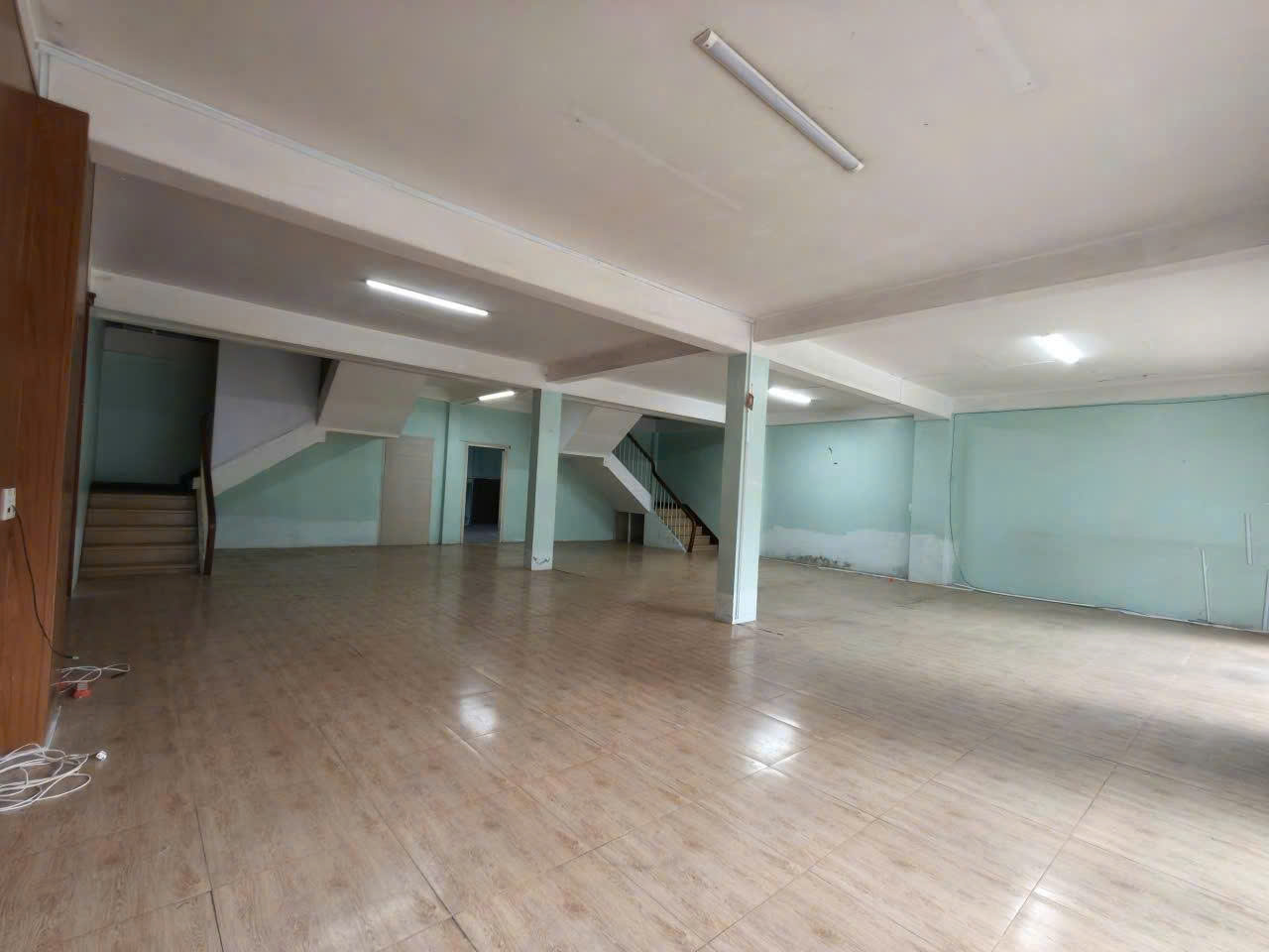 Cho thuê nhà mặt tiền 10m Vạn Hạnh phường 8 Đà Lạt giá 20 triệu 16001539
