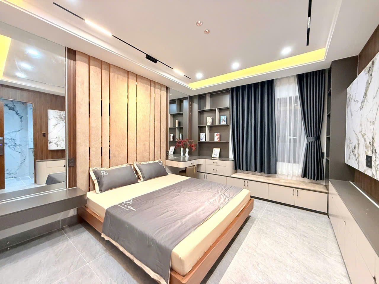 Bán nhà 6 lầu đẹp 1/ HXH Thống Nhất T.máy 80m2 ngang 5m tặng NT sát Cityland nhỉnh 13 tỷ. 16001657