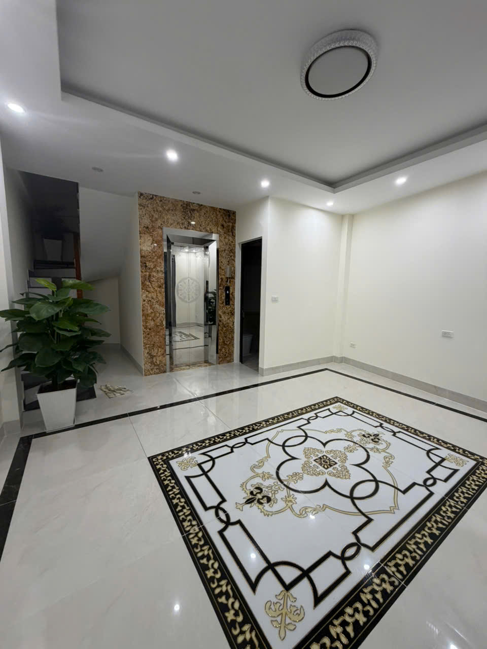 Bán nhà đẹp mới xây ở ngõ 252 Ngọc Thụy (Long Biên) 16001707