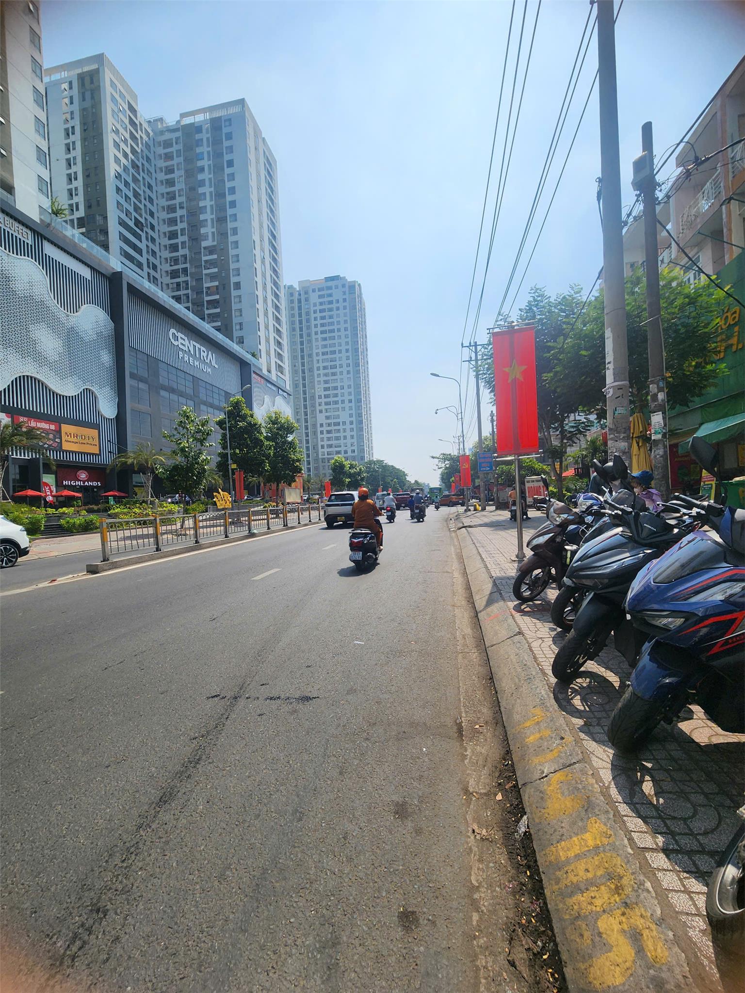 BÁN NHÀ NÁT MẶT TIỀN BÔNG SAO – 144m² – NGANG NỞ HẬU – XÂY 6 TẦNG – CHỈ 12.9 TỶ -0948769331 16001742