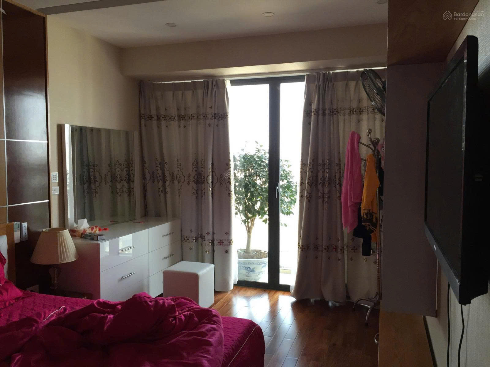 CẦN BÁN CĂN HỘ CHUNG CƯ: 16001764