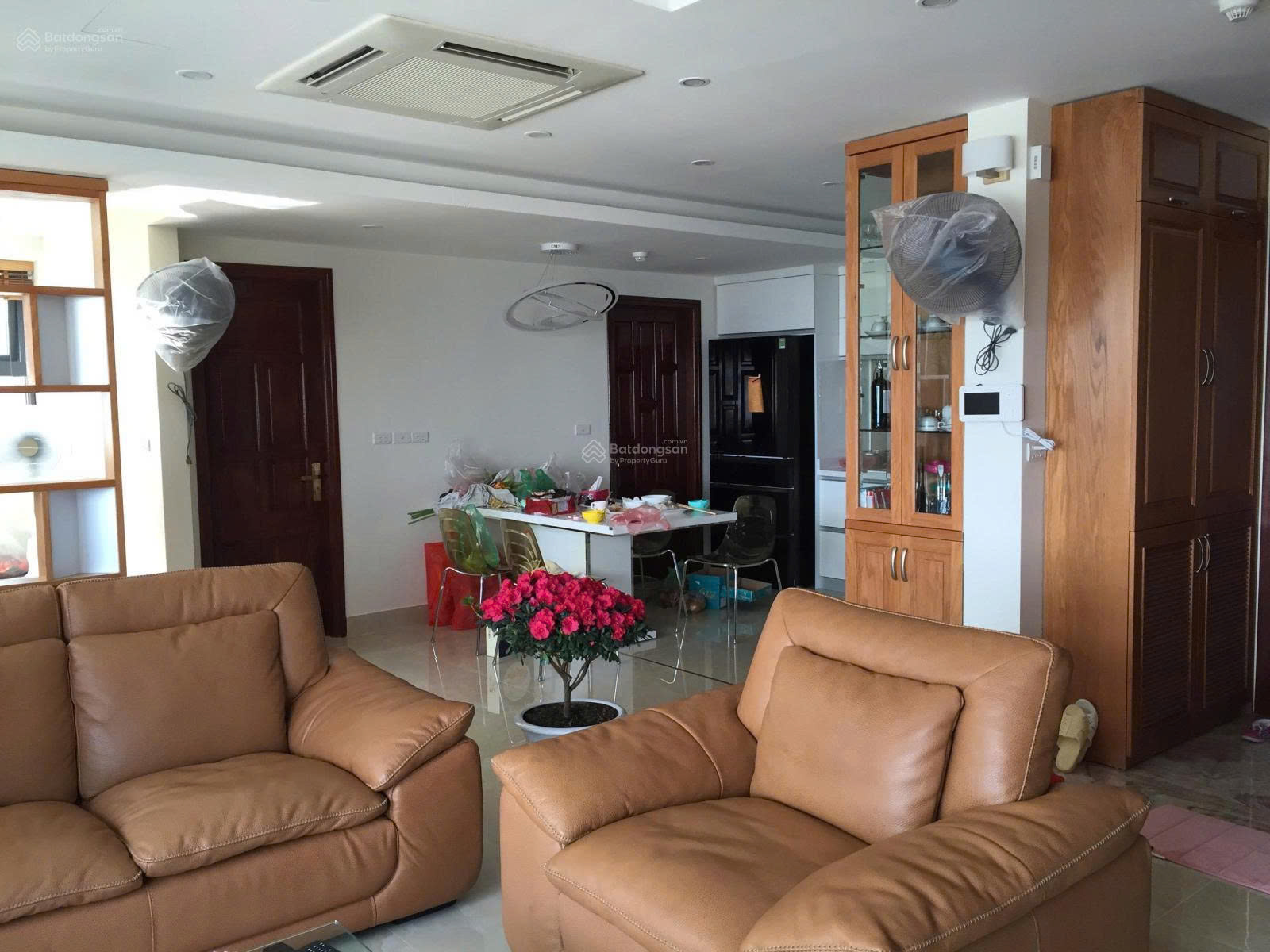 CẦN BÁN CĂN HỘ CHUNG CƯ: 16001764