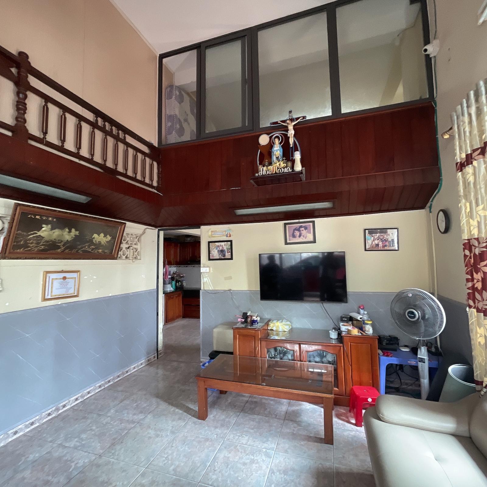 Cho Thuê Nhà Mặt Tiền 49 Đường 3/2 Hải Châu Đà Nẵng c4 ngang 12 m chính chủ 16001770