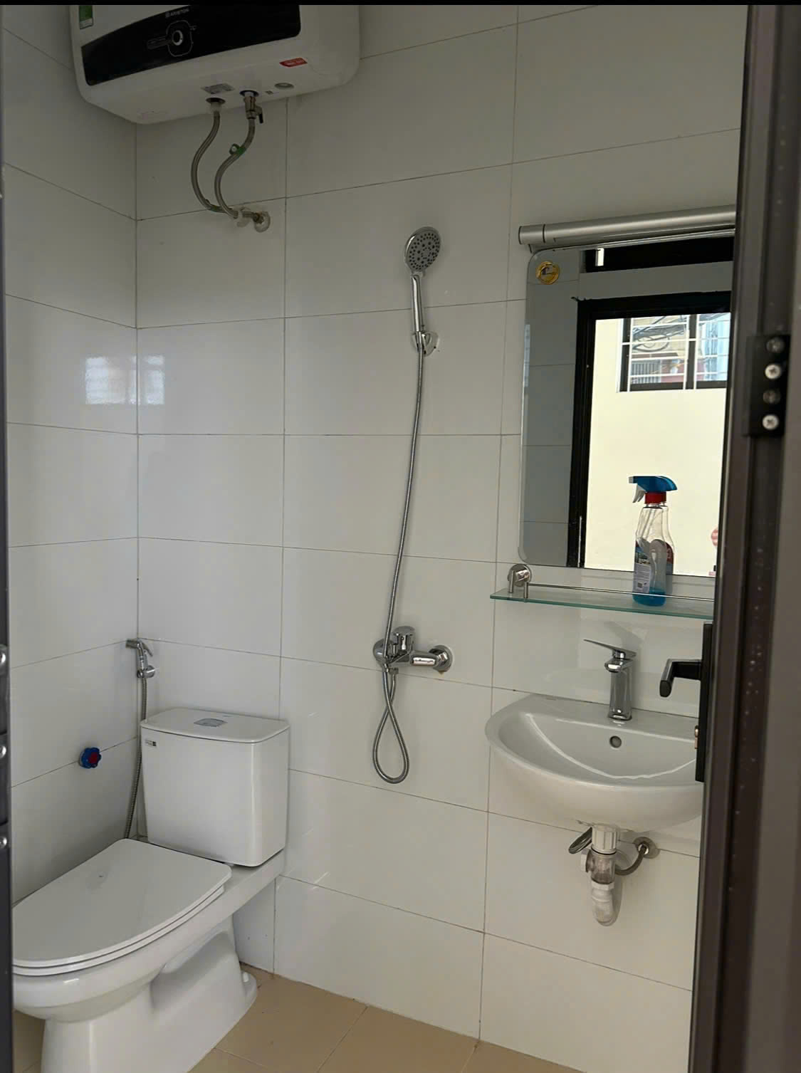 Cho Thuê Mặt Bằng Tầng 1 Hoàng Đạo Thành , Hạ Đình, Thanh Xuân, Hà Nội giá hơn 6tr/ tháng 16001800