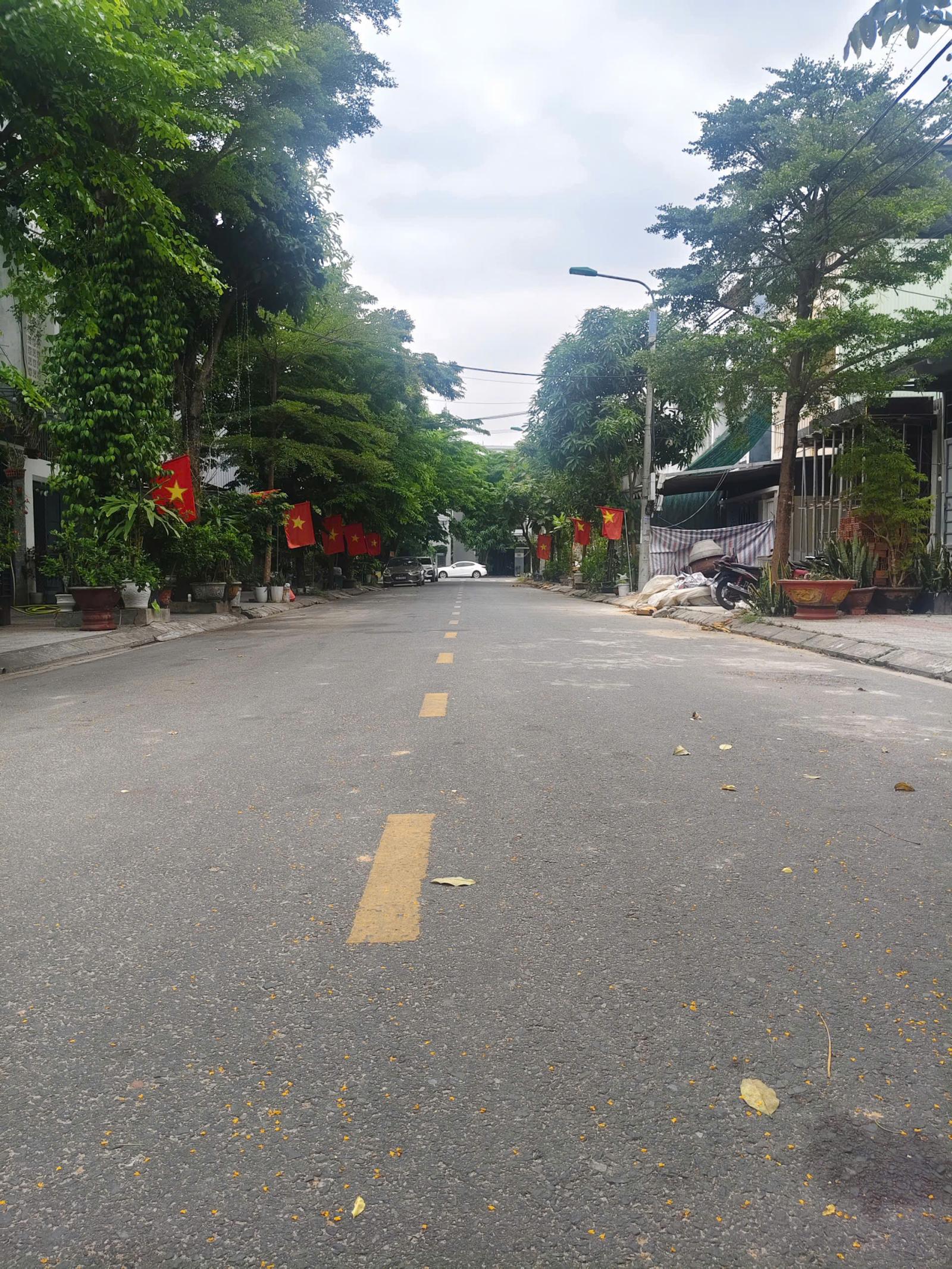 Bán đất TĐC Bá Tùng đường Ban Ban 1, Hòa Quý, Ngũ Hành Sơn, chỉ 4 tỷ Tl 16001825