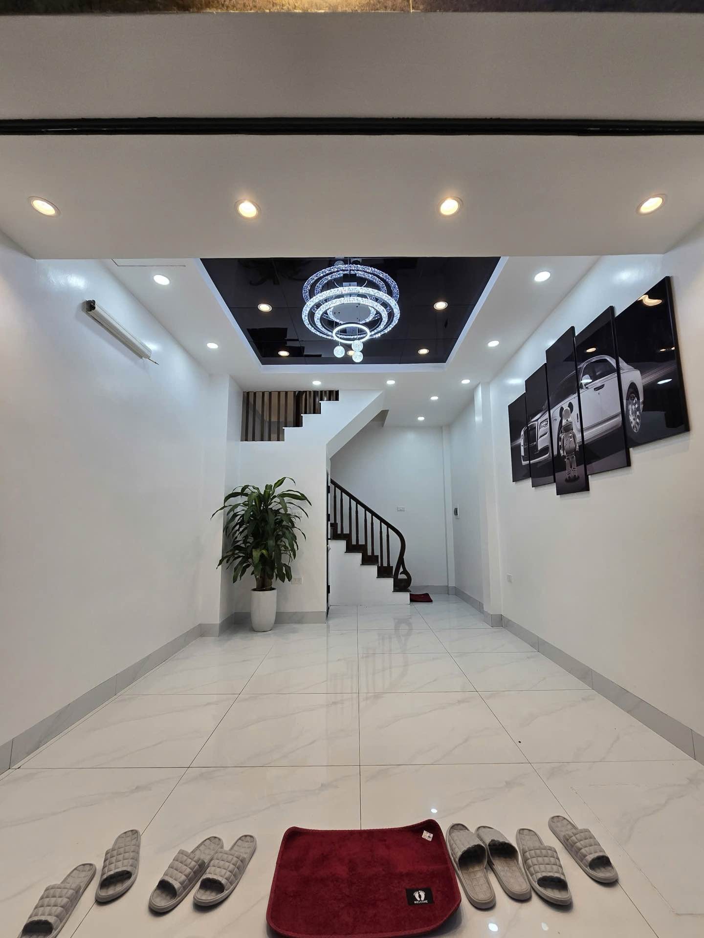 Chính chủ cần bán nhà 125 phố giáp nhị 16001828