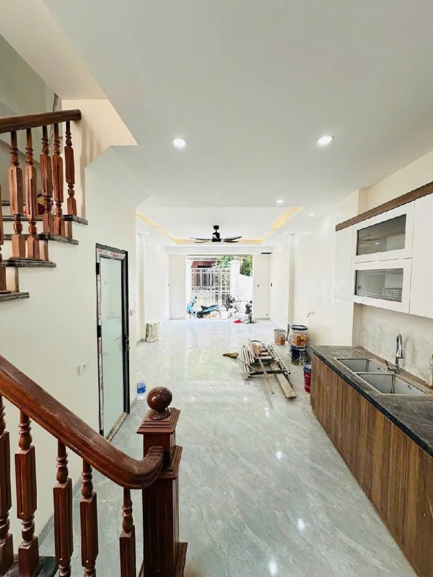Nhà mới khu Hoài Đức - Mặt ngõ thông -  Ô tô đỗ cửa ở luôn - Vị trí dễ ở, thanh khoản tốt 16001843
