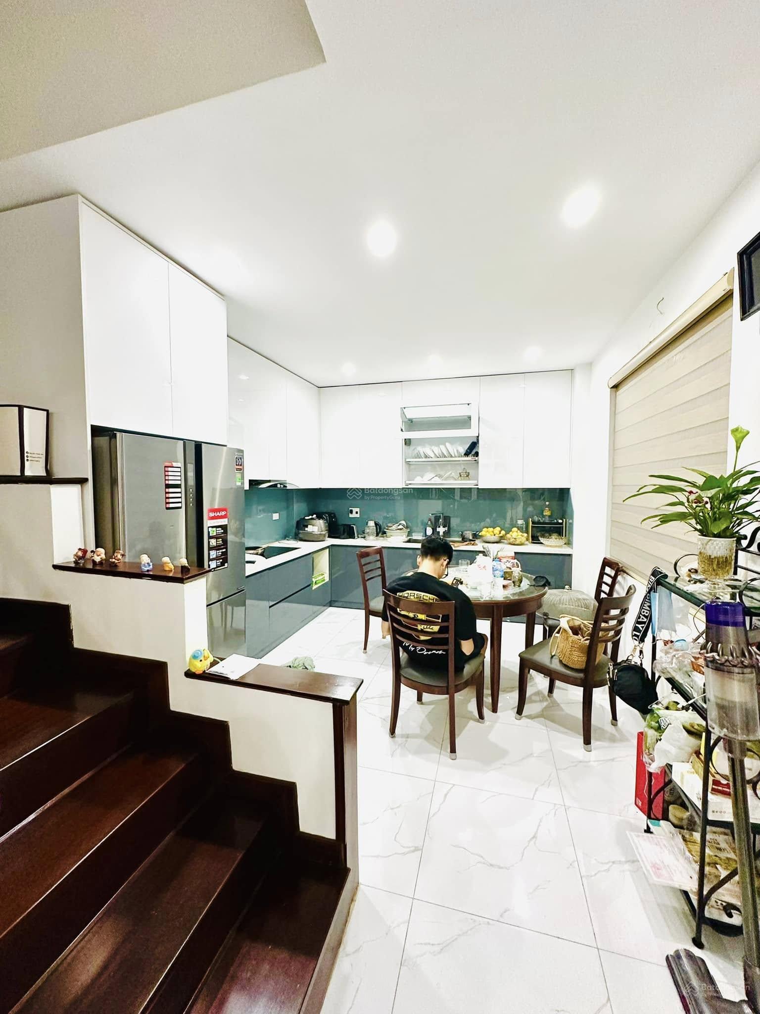 đất Phú Thượng - lô góc - ngõ thông ba gác 39m nhinh 8 tỷ 16001847