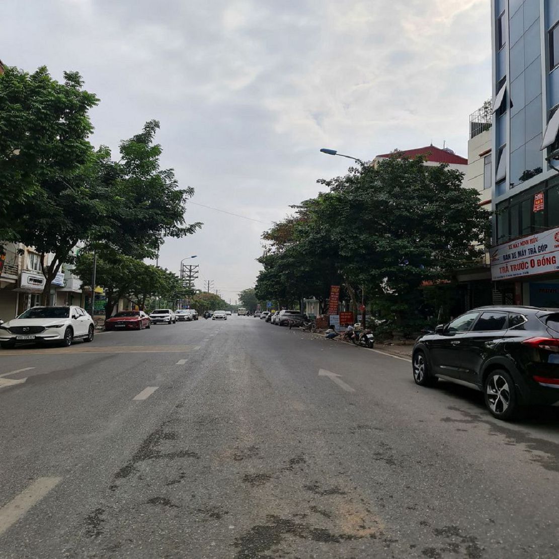 33m2 xã Gia Lâm, Hà Nội, ô tô vào, 4 tỷ x nhỏ xíu. Lh 0989894845 16001899