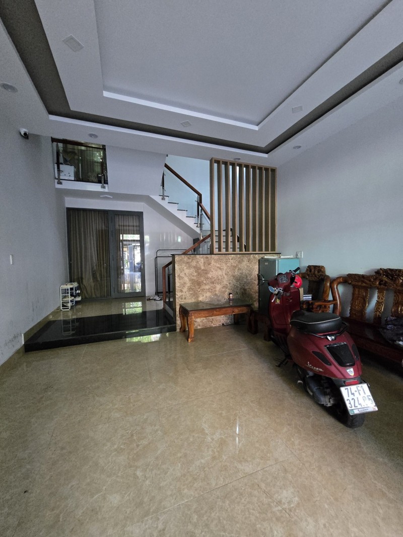 ► MT Lê Thị Tính gần Điện Biên Phủ, 90m2, 4 tầng, 6 căn hộ thu 25tr/th 16001945