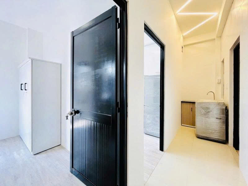 Bán nhà Hẻm Nguyễn Thị Nhỏ, thông Nguyễn Chí Thanh, 7,8x17m, 4 Tầng - 9 PN, chỉ 12,8 Tỷ. 16001992