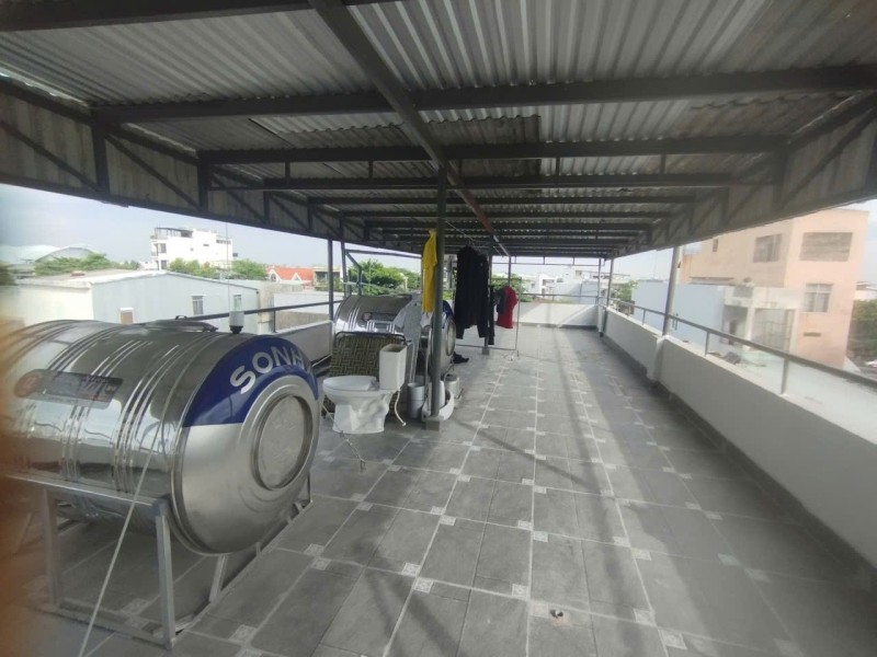 ♣ Góc kiệt 3m 50m ra MT Cách Mạng Tháng 8, 105m2, 9 phòng KD, thu 30tr/th 16001997
