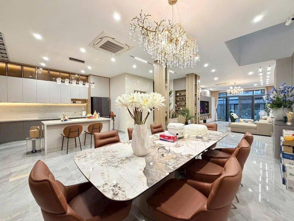 Mặt tiền ngay Cao Lỗ 7x18 chỉ 10 tỷ 7, Giảm mạnh giá tốt - 0931172218 16002029