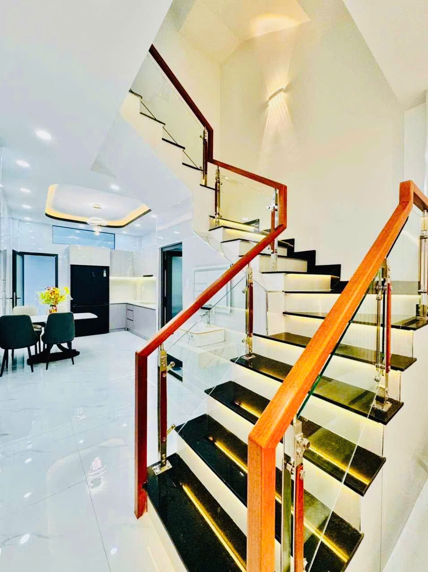 Bán Nhà Gò Vấp Phường An Nhơn Nguyễn Thái Sơn- 3.5x16 Trệt 2L Sân thượng Full Nội Thất Hẻm HXH 16002063