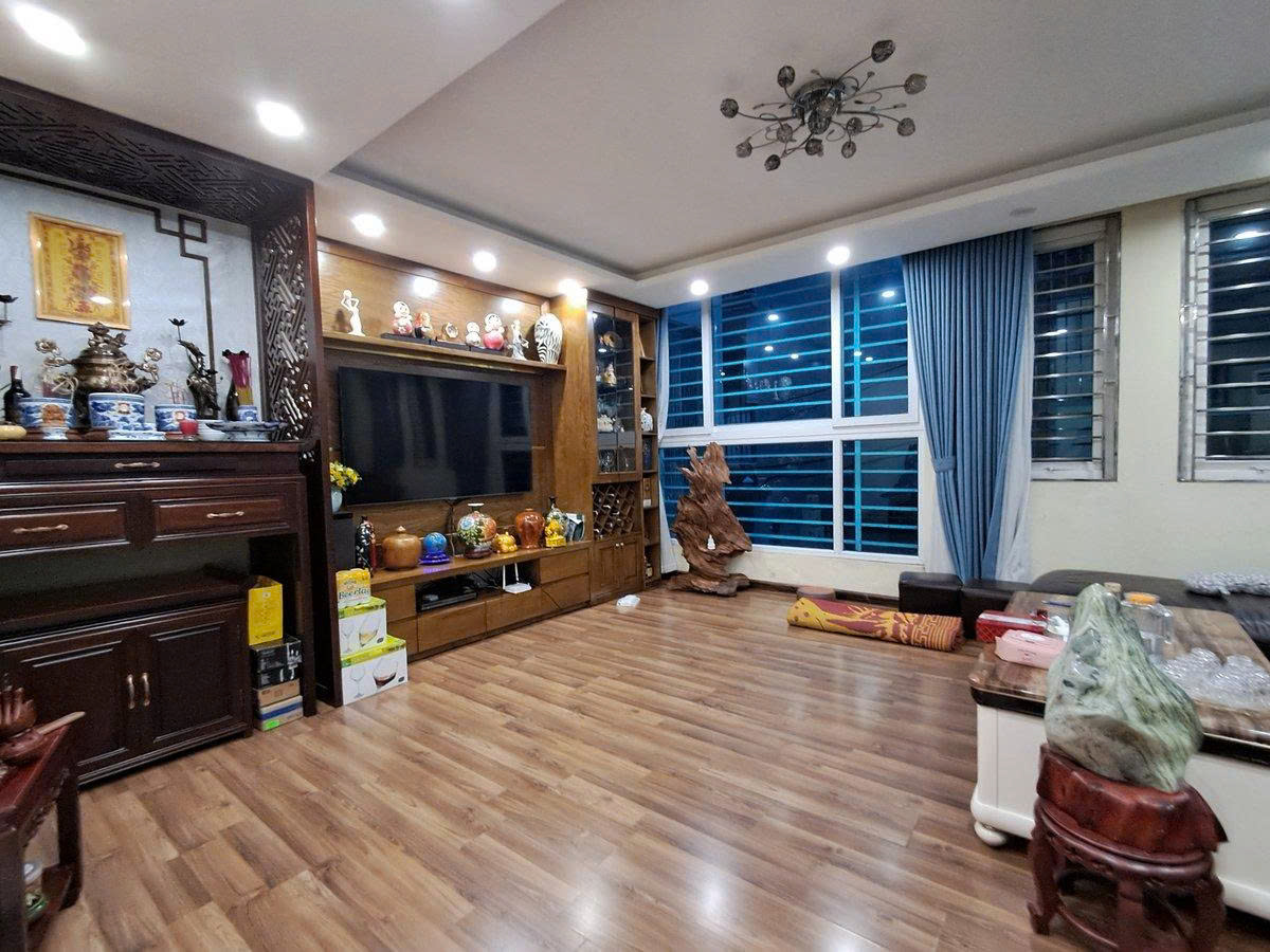 XUÂN ĐỈNH – GARA Ô TÔ – SỐNG GIỮA CIPUTRA, STARLAKE & HỒ TÂY 16002104