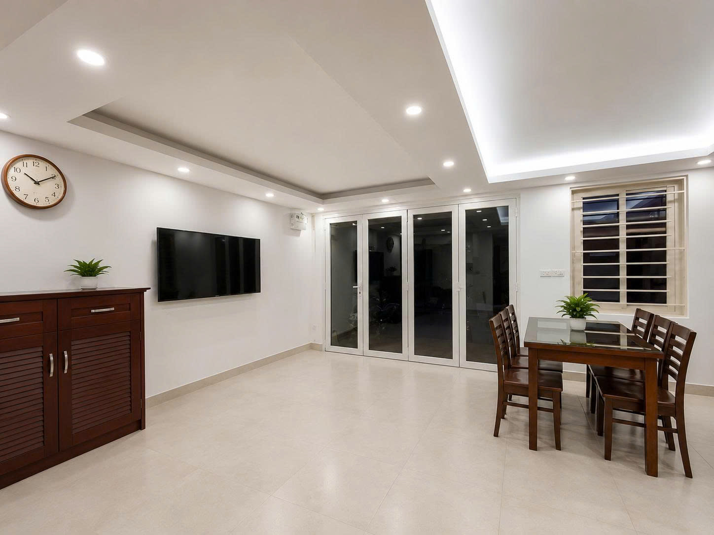 XUÂN ĐỈNH – GARA Ô TÔ – SỐNG GIỮA CIPUTRA, STARLAKE & HỒ TÂY 16002104