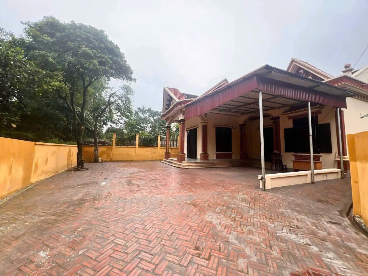 CẦN BÁN ĐẤT CÙNG TRỤC ĐẤT ĐẤU GIÁ VÂN PHÚ LAI, CÓ SẴN NHÀ VƯỜN KIÊN CỐ - TP VIỆT TRÌ - TỈNH PHÚ THỌ 16002114