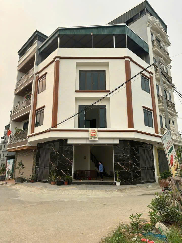 CHÍNH CHỦ CHO THUÊ TOÀ NHÀ MỚI XÂY , VỊ TRÍ ĐẮC ĐỊA NGAY KĐT HINODE, LAI XÁ, HOÀI ĐỨC 16002122