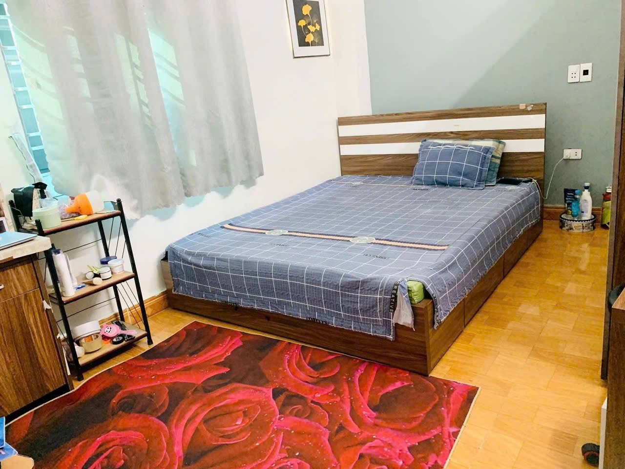 Bán căn nhà mặt phố Vũ Hựu, ph Thanh Bình, TP Hải Dương, 59.4m2, mt 4.02m, 2 tầng, 2 ngủ, 3.9x tỷ 16002132