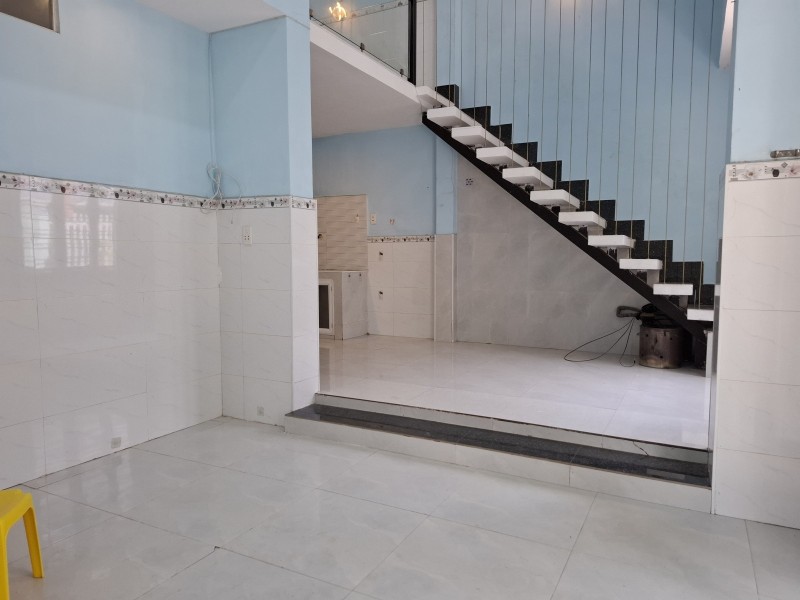 Bán nhà 2 tầng kiệt ô tô Tô Hiệu gần Hoàng Thị Loan, 47m2, 2PN, giá 3.5 tỷ 16002143