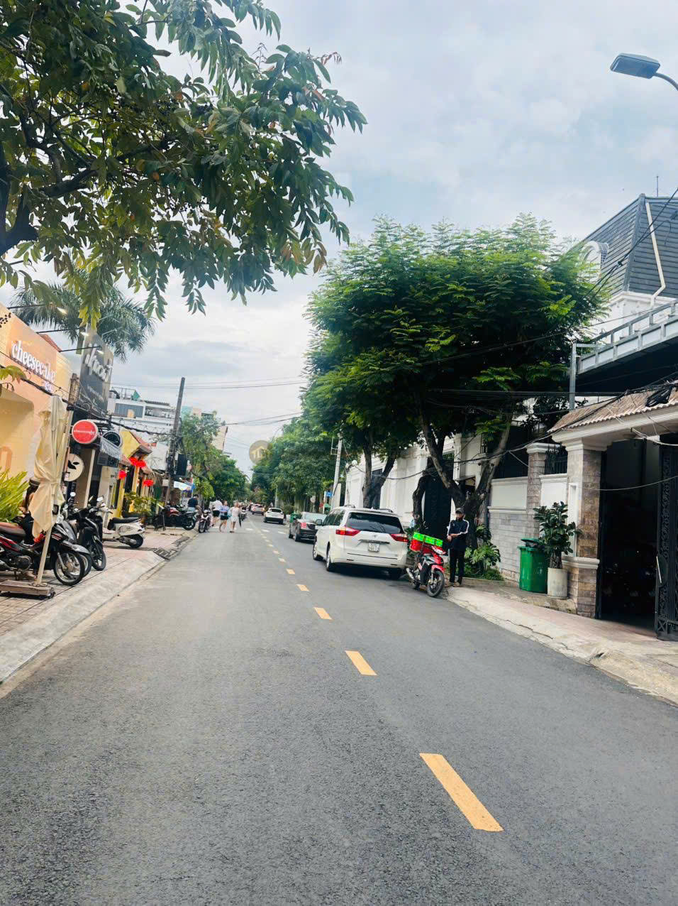 hàng siêu hiềm 2200m2 đất Chuyển nhượng lô đất góc 2MT Đường Nam Hoà , phước long A , Q9 16002276