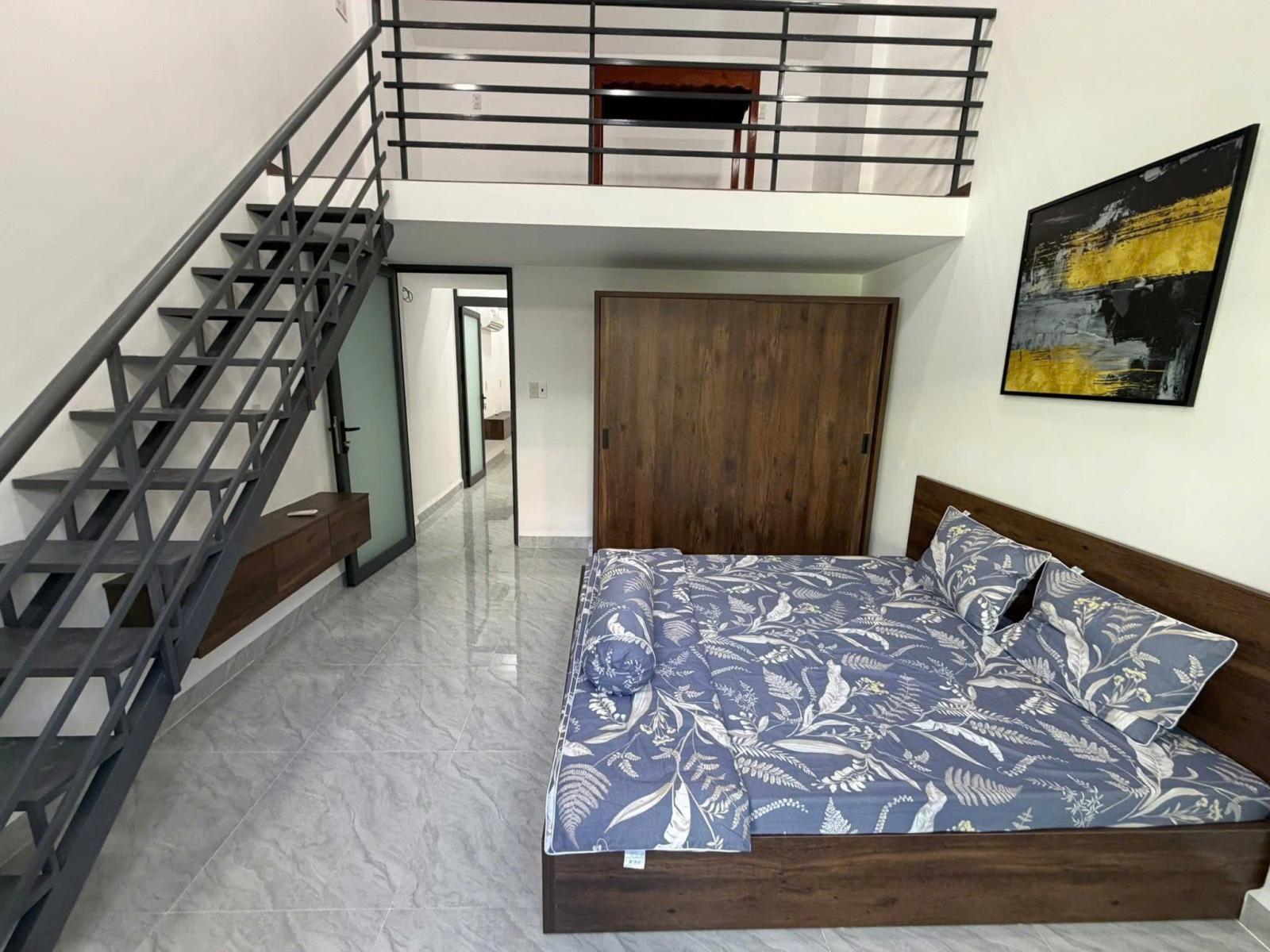 Siêu phẩm đẹp nhà 1 trệt 1 lầu 1 lửng. hẻm Hải Đức - Nha Trang hẻm 3m (oto nhỏ vào được)
- Diện 16002284