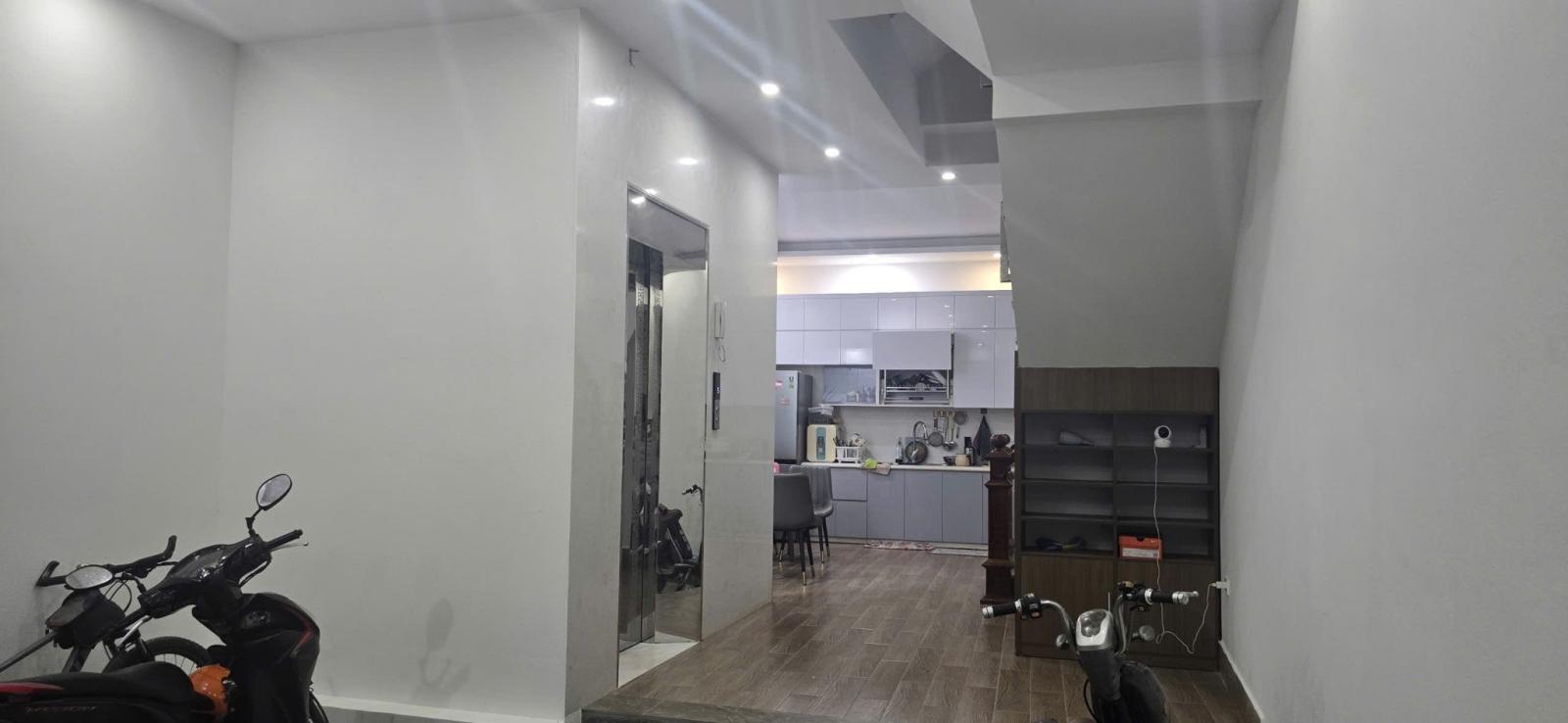 NHÀ ĐẸP, NGÕ 343, AN DƯƠNG VƯƠNG, TÂY HỒ-Ô TÔ-KD:65M X6T,MT 5M, GIÁ 15,5 TỶ 16002290