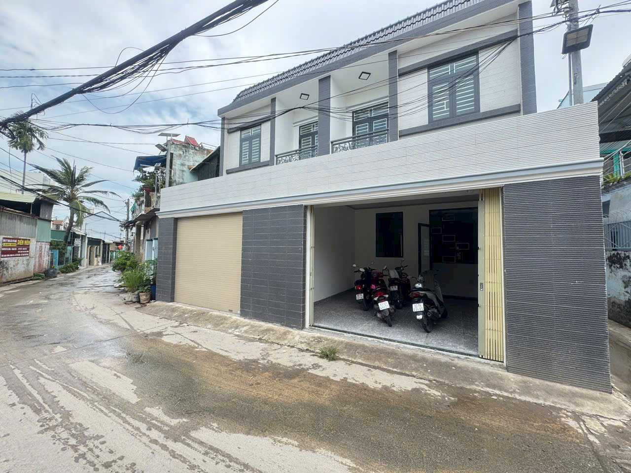 📣📣 Bán nhà 1 trệt 1 lầu 80m2 SHR thổ cư đường ô tô chỉ 3,750 tỉ 16002314