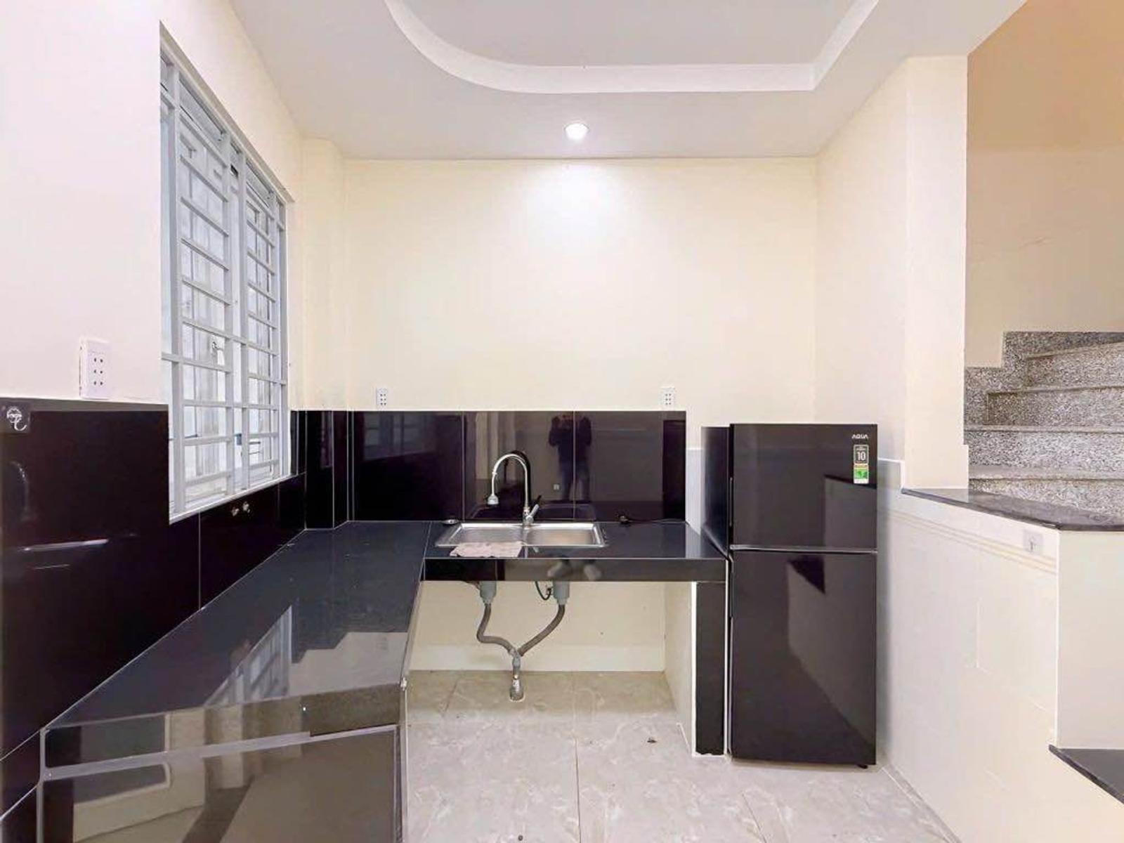Nhà 50m2, 2 tầng, 2PN, P.Mỹ, Q7, Huỳnh Tấn Phát. Sổ hồng. 4.8 tỷ. 16002344