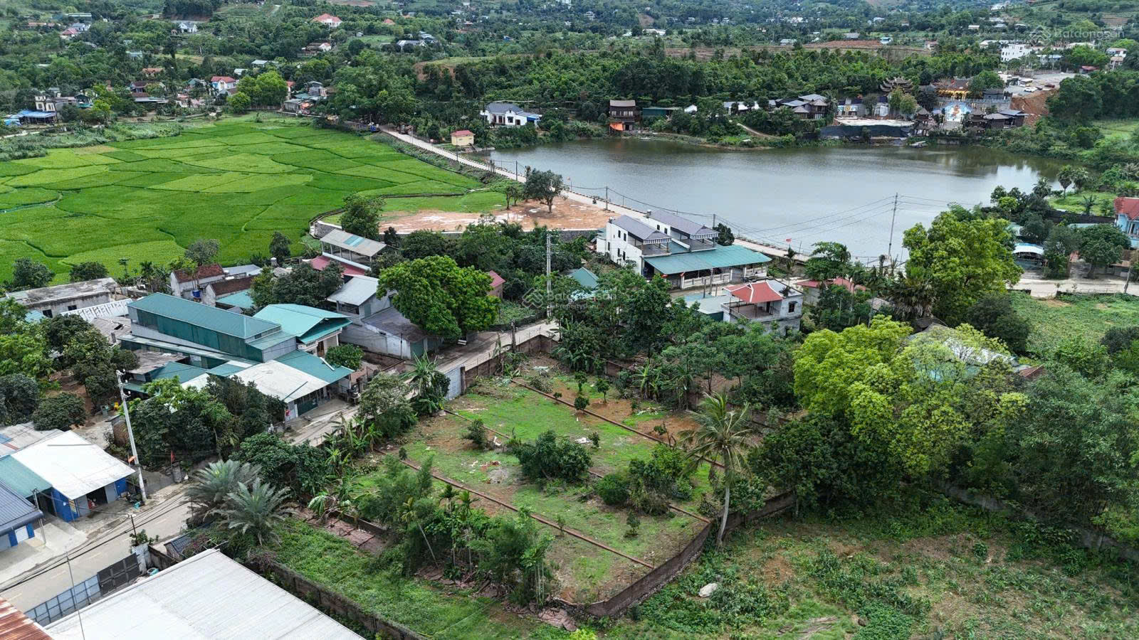 Đất Hoà Lạc, trục chính kinh doanh, ngay ngã tư Vai Réo 16002397