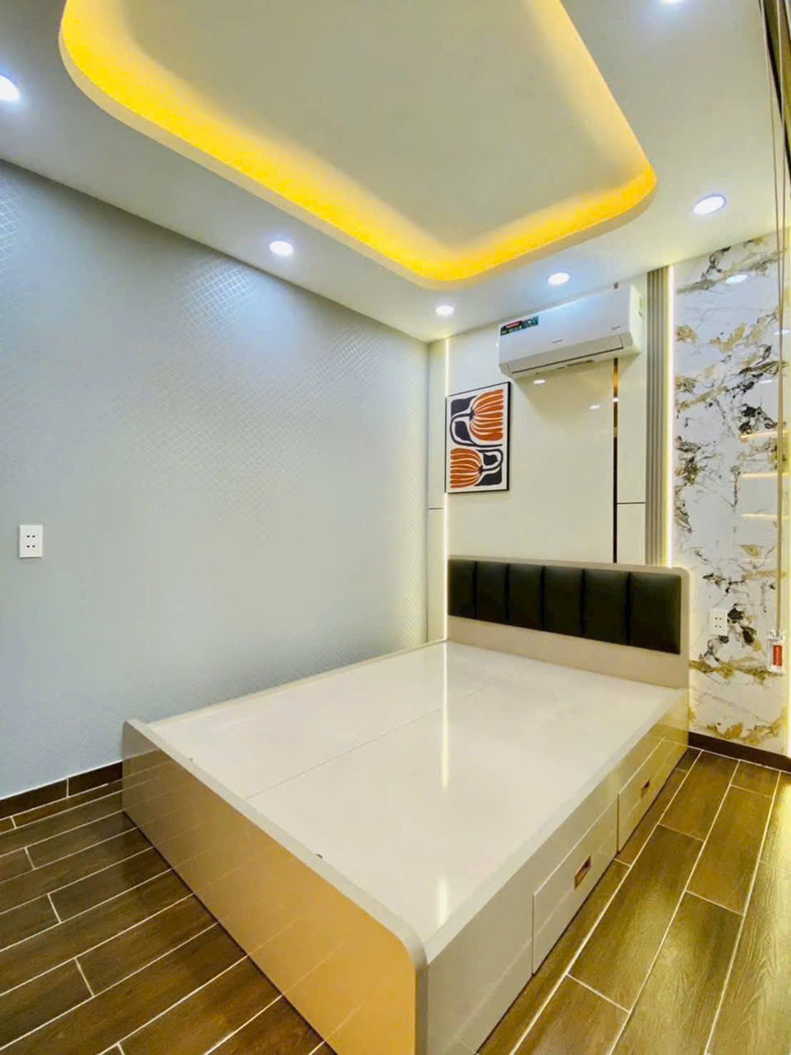 HOA HẬU GÒ VẤP  - 4 TẦNG CỰC ĐẸP - HẺM XE HƠI THÔNG - QUANG TRUNG - FULL NỘI THẤT - NHỈNH 6 ĐỒNG. 16002440