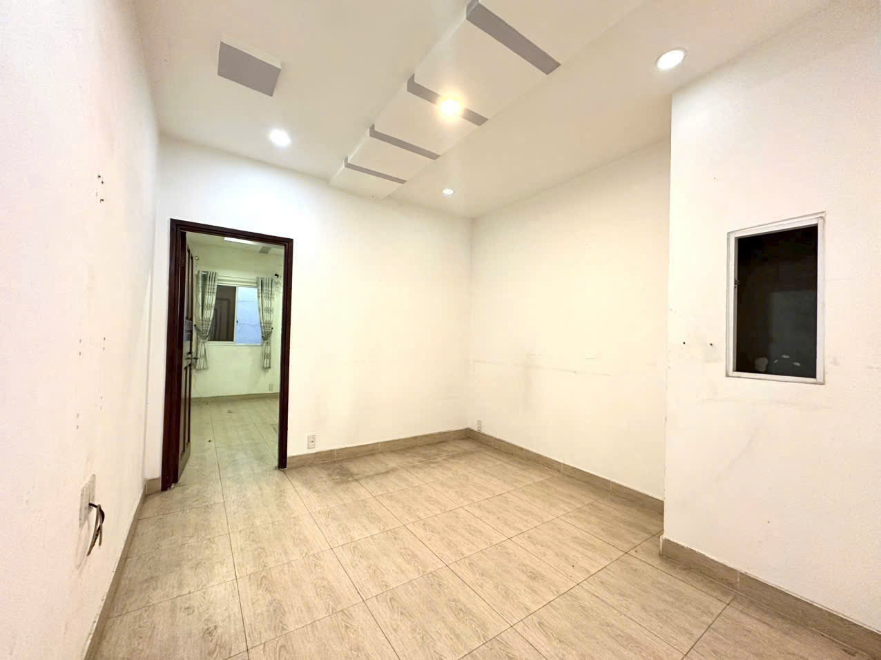 BÁN CHDV 10 PHÒNG, GÒ VẤP- CHỈ 7.2 TỶ - HẺM XE HƠI -  87M2  16002459