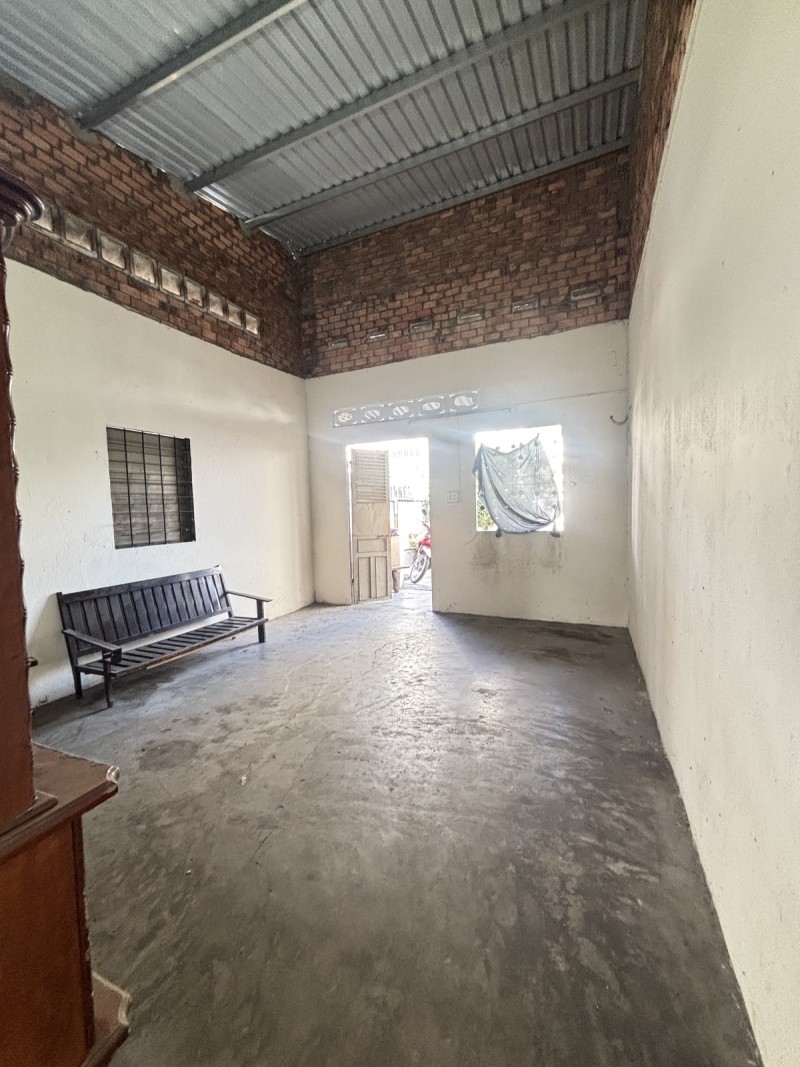Bán nhà đường Tô Ngọc Vân, Phường Linh Đông, Thủ Đức, TP HCM. DT 176m2, cấp 4. Giá  8.1 tỷ 16002461
