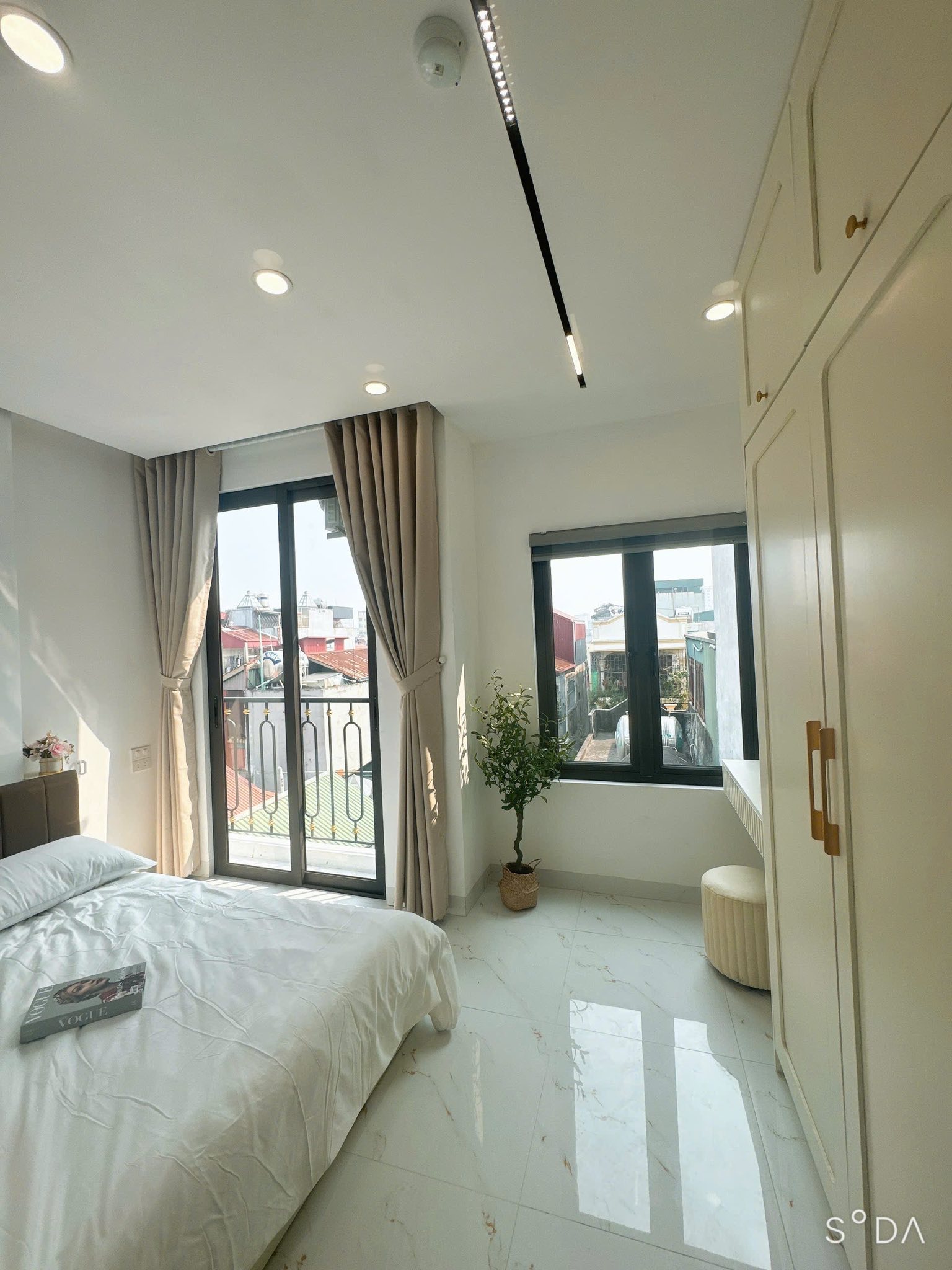 💥Dòng tiền khủng, Tòa căn hộ dịch vụ trung tâm Cầu Giấy 56m x 6T, doanh thu ~100tr/th, chỉ 17.55 tỷ 16002471