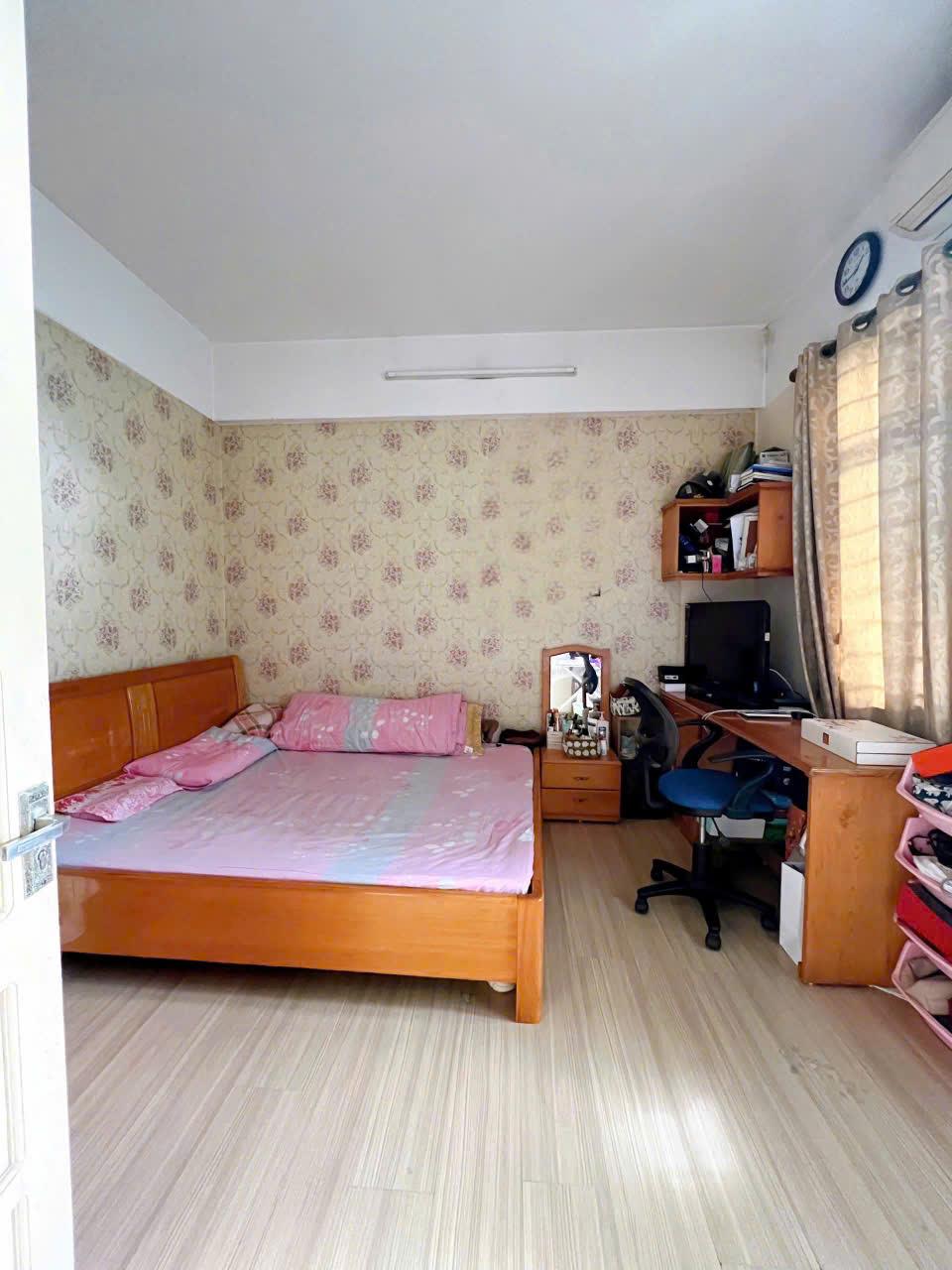 HIẾM THẬT SỰ – 2PN CHỈ 6 TỶ TẠI TRUNG TÂM CẦU GIẤY– giá tốt – khách nhanh là còn! 16002572